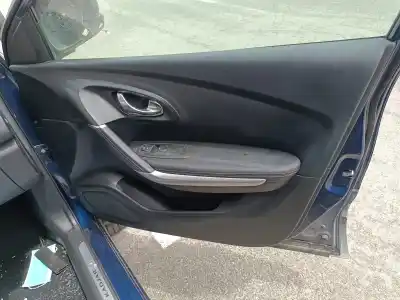 Veículo de Sucata renault kadjar bose edition do ano 2001 alimentado r9m 414