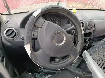 Sloopvoertuig dacia sandero laureate music van het jaar 2012 aangedreven k9k e8