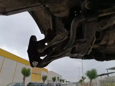 Sloopvoertuig dacia sandero laureate music van het jaar 2012 aangedreven k9k e8