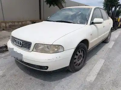 Veículo de Sucata audi a4 avant (b5) 1.9 tdi quattro do ano 2000 alimentado ajm