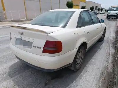 Veículo de Sucata audi a4 avant (b5) 1.9 tdi quattro do ano 2000 alimentado ajm