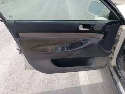 Veículo de Sucata audi a4 avant (b5) 1.9 tdi quattro do ano 2000 alimentado ajm