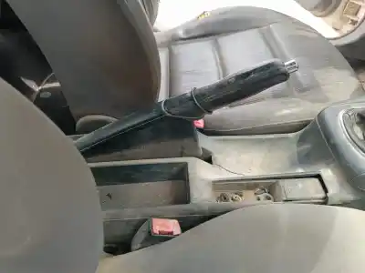 Veículo de Sucata audi a4 avant (b5) 1.9 tdi quattro do ano 2000 alimentado ajm