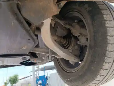 Veículo de Sucata audi a4 avant (b5) 1.9 tdi quattro do ano 2000 alimentado ajm