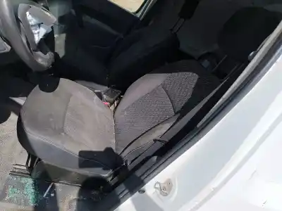 Veicolo di demolizione renault kangoo profesional dell'anno 2001 alimentato 