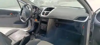 Scrapping Vehicle peugeot 207 gt of the year 2001 powered 9hp