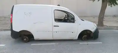 Veículo de Sucata renault kangoo be bop 106 cv / 78 kw do ano 2001 alimentado k4m834