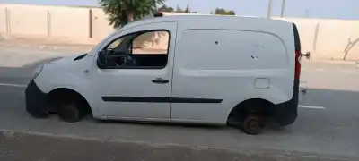 Veículo de Sucata renault kangoo be bop 106 cv / 78 kw do ano 2001 alimentado k4m834