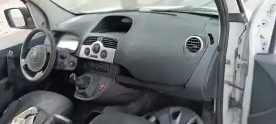 Veículo de Sucata renault kangoo be bop 106 cv / 78 kw do ano 2001 alimentado k4m834