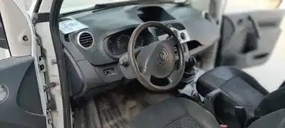 Veículo de Sucata renault kangoo be bop 106 cv / 78 kw do ano 2001 alimentado k4m834