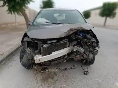 Veicolo di demolizione opel meriva b excellence dell'anno 2010 alimentato a17dtc