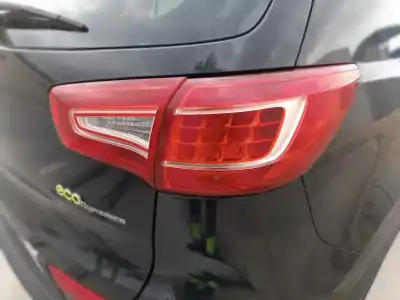 Veicolo di demolizione kia sportage basic 4x2 dell'anno 2001 alimentato g4fu