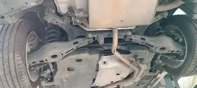 Veicolo di demolizione toyota corolla (e21) hybrid active dell'anno 2001 alimentato 2zr