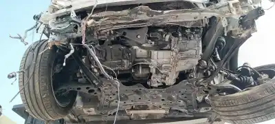 Veicolo di demolizione toyota corolla (e21) hybrid active dell'anno 2001 alimentato 2zr