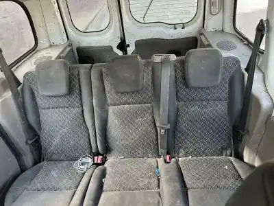 Здавання транспортного засобу renault kangoo expression profesional року 2001 потужний k9k802