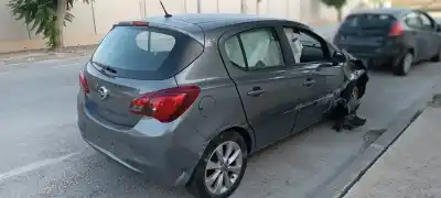 Vehicul casat opel corsa e color edition al anului 2001 alimentat 