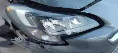 Vehicul casat opel corsa e color edition al anului 2001 alimentat 