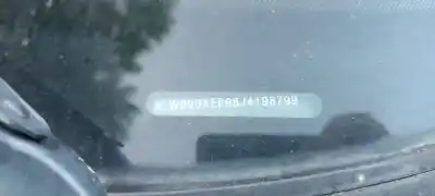 Vehicul casat opel corsa e color edition al anului 2001 alimentat 