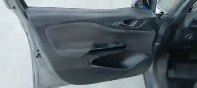 Vehicul casat opel corsa e color edition al anului 2001 alimentat 