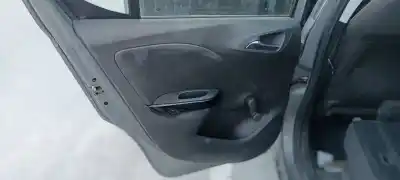 Vehicul casat opel corsa e color edition al anului 2001 alimentat 