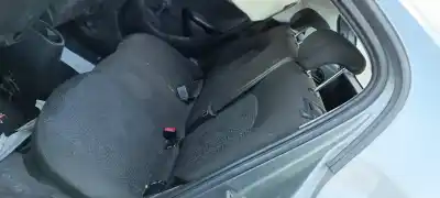 Vehicul casat opel corsa e color edition al anului 2001 alimentat 