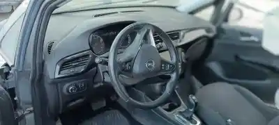 Vehicul casat opel corsa e color edition al anului 2001 alimentat 