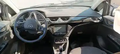 Vehicul casat opel corsa e color edition al anului 2001 alimentat 