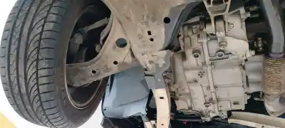 Vehicul casat opel corsa e color edition al anului 2001 alimentat 