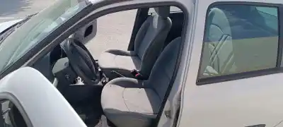 Утилизация автомобиля renault clio ii fase ii (b/cb0) base authentique 65 cv / 48 kw года 2003 питание k9k a7