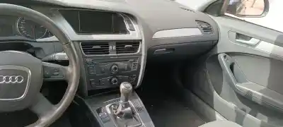 Veículo de Sucata audi a4 berlina (b8) básico do ano 2001 alimentado bfb