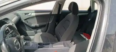 Veículo de Sucata audi a4 berlina (b8) básico do ano 2001 alimentado bfb