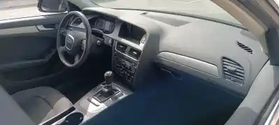 Veículo de Sucata audi a4 berlina (b8) básico do ano 2001 alimentado bfb