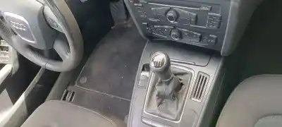 Veículo de Sucata audi a4 berlina (b8) básico do ano 2001 alimentado bfb