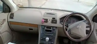 Veículo de Sucata volvo xc90 d5 kinetic do ano 2005 alimentado d5244t