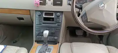 Veículo de Sucata volvo xc90 d5 kinetic do ano 2005 alimentado d5244t