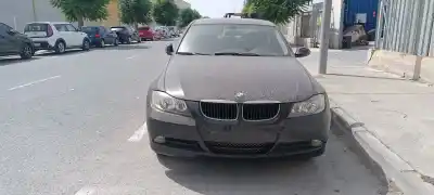 Veículo de Sucata bmw serie 3 berlina (e90) 320d do ano 2007 alimentado n47d20a