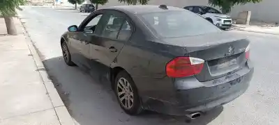 Veículo de Sucata bmw serie 3 berlina (e90) 320d do ano 2007 alimentado n47d20a