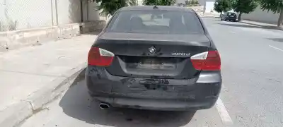 Veículo de Sucata bmw serie 3 berlina (e90) 320d do ano 2007 alimentado n47d20a