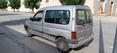 Sloopvoertuig peugeot partner (s1) break van het jaar 2000 aangedreven wjz