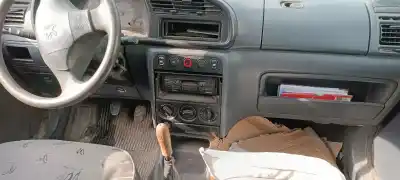 Sloopvoertuig peugeot partner (s1) break van het jaar 2000 aangedreven wjz