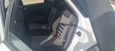 Veículo de Sucata ford focus lim. (cb4) econetic do ano 2010 alimentado g8db