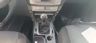 Veículo de Sucata ford focus lim. (cb4) econetic do ano 2010 alimentado g8db