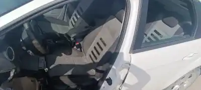 Veículo de Sucata ford focus lim. (cb4) econetic do ano 2010 alimentado g8db