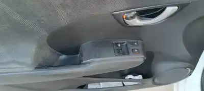 Scrapping Vehicle honda jazz (ge) 1.4 cat of the year 2001 powered l13zz