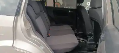 Здавання транспортного засобу ford fusion (cbk) ambiente року 2001 потужний f6ja