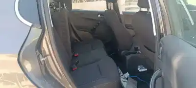 Scrapping Vehicle peugeot 208 allure of the year 2018 powered hn01