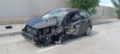 Здавання транспортного засобу citroen c3 picasso exclusive року 2001 потужний bh01