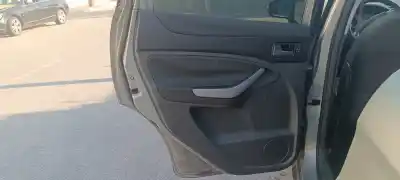 Sloopvoertuig ford kuga (cbv) titanium van het jaar 2001 aangedreven g6dg