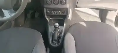 Veículo de Sucata citroen c3 business do ano 2001 alimentado 8hz