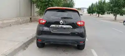 Véhicule à la ferraille renault captur helly hansen de l'année 2001 alimenté k9k609